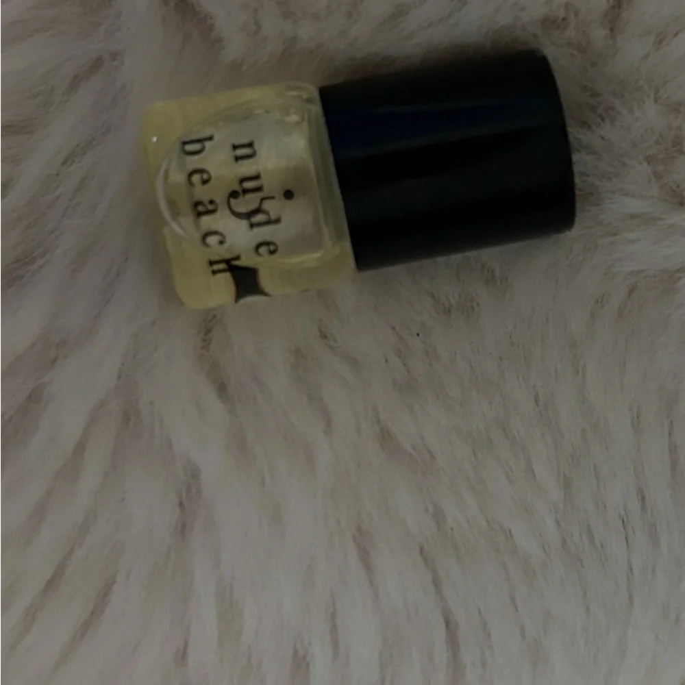Riddle R'ddle Oil Nude Beach Sample New